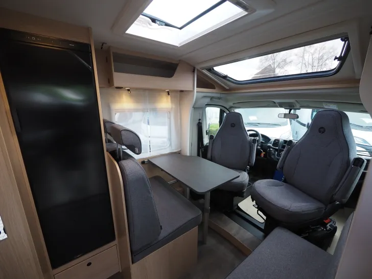 Fahrzeugbild Sunlight V 67S Adventure Edition, Mod. 2026, Easy Fold #8