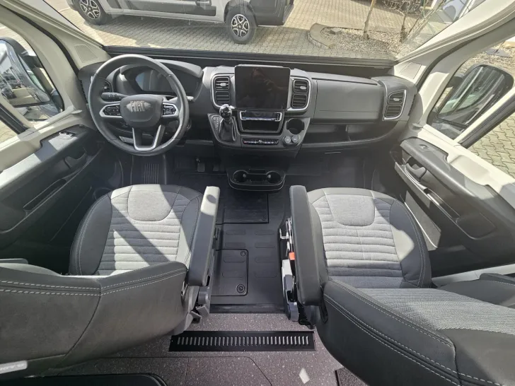 Fahrzeugbild Adria Twin Selection 640 SLB Abstand-Tempomat|Solaranl #15