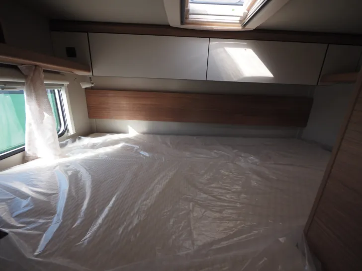 Fahrzeugbild Weinsberg CaraHome 550 MG, Dachklima, LT: 70120,- Euro #12