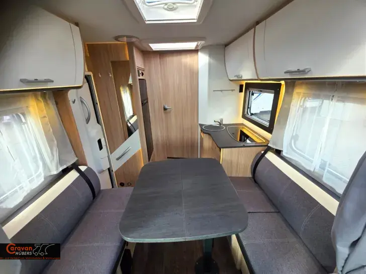 Fahrzeugbild Sunlight T 69LC #3