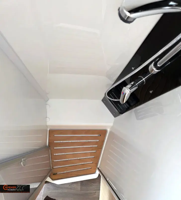 Fahrzeugbild Sunlight T 69LC #8