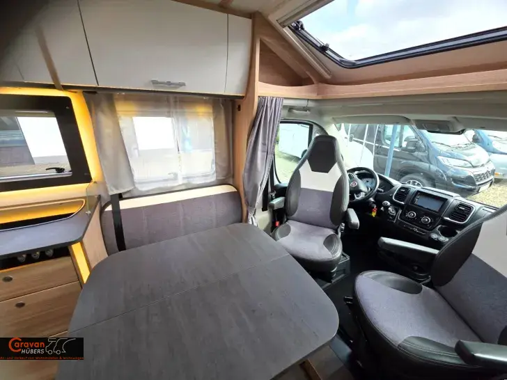 Fahrzeugbild Sunlight T 69LC #10