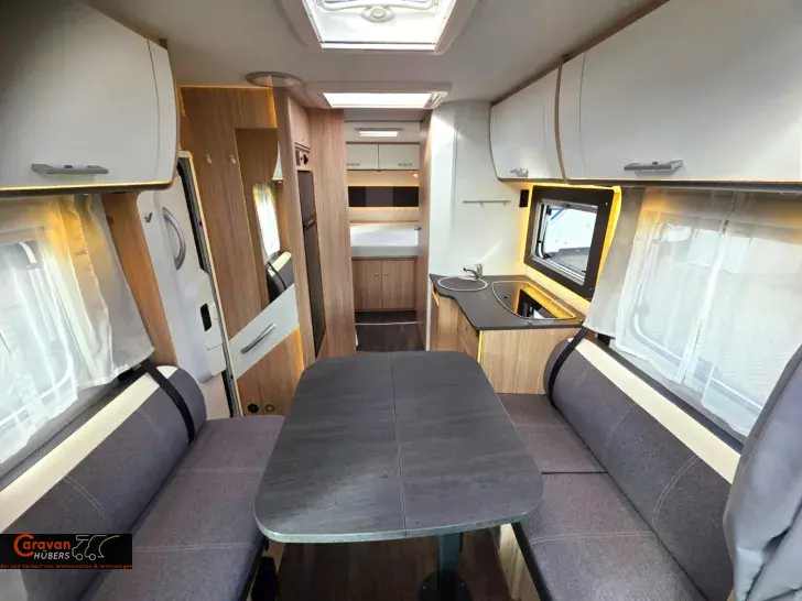 Fahrzeugbild Sunlight T 69LC #11