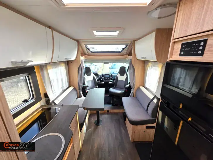 Fahrzeugbild Sunlight T 69LC #20