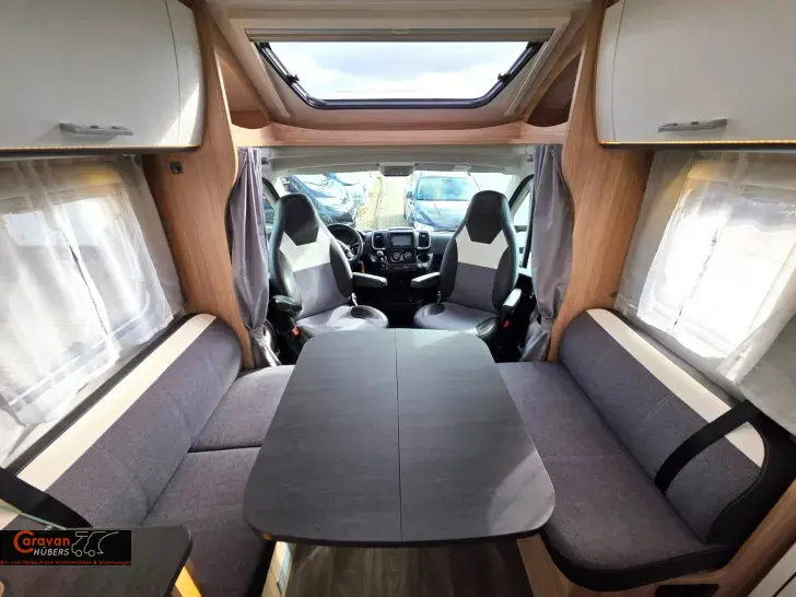 Fahrzeugbild Sunlight T 69LC #22