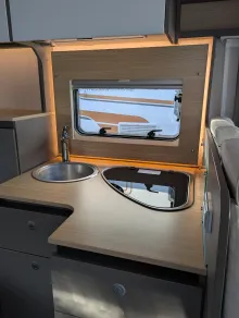 Fahrzeugbild LMC Tourer Lift H 630 165 PS / Schalter, 525 - 3074 #13