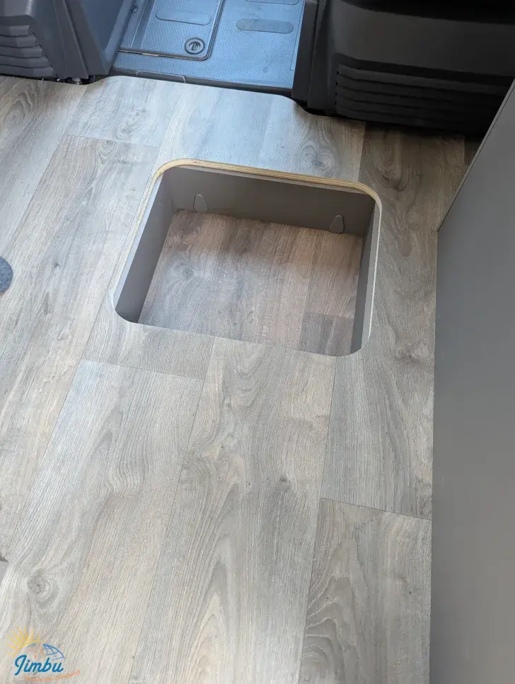 Fahrzeugbild LMC Tourer Lift H 630 165 PS / Schalter, 525 - 3074 #20