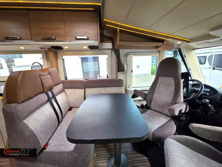 Fahrzeugbild Malibu I 460 #12