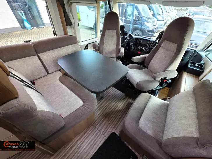 Fahrzeugbild Malibu I 460 #13