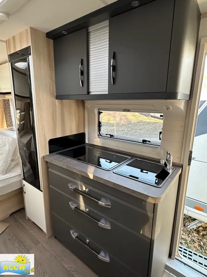 Fahrzeugbild Hobby De Luxe 495 UL #6