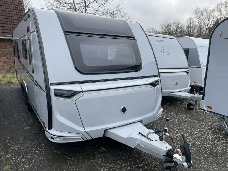 Fahrzeugbild Knaus SÜDWIND 650 PXB BLACK SELECTION #1
