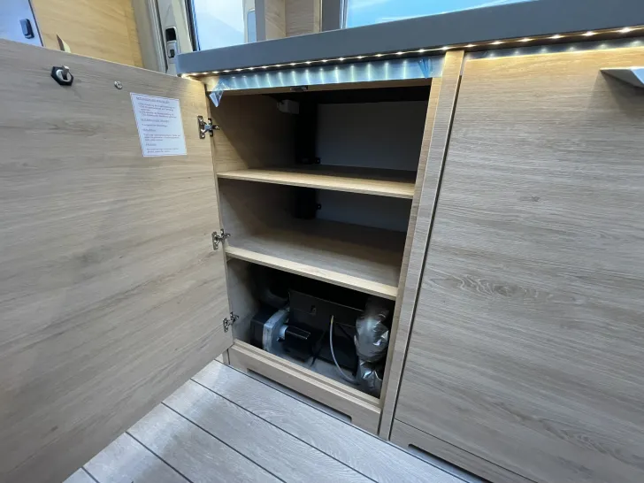 Fahrzeugbild Knaus SÜDWIND 650 PXB BLACK SELECTION #36