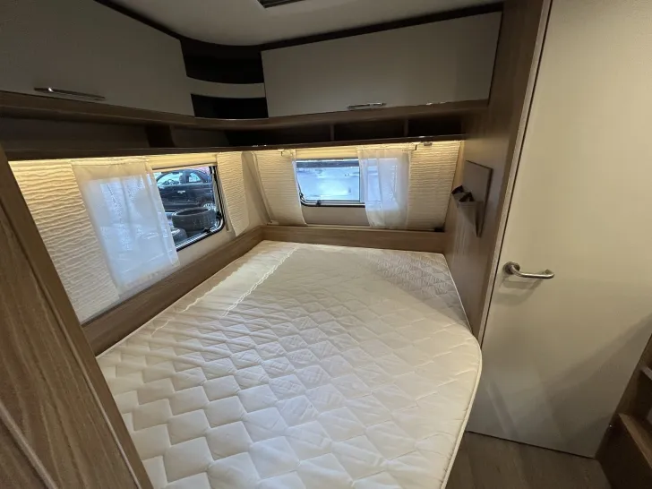 Fahrzeugbild Bürstner Premio 550 TK Limited #2