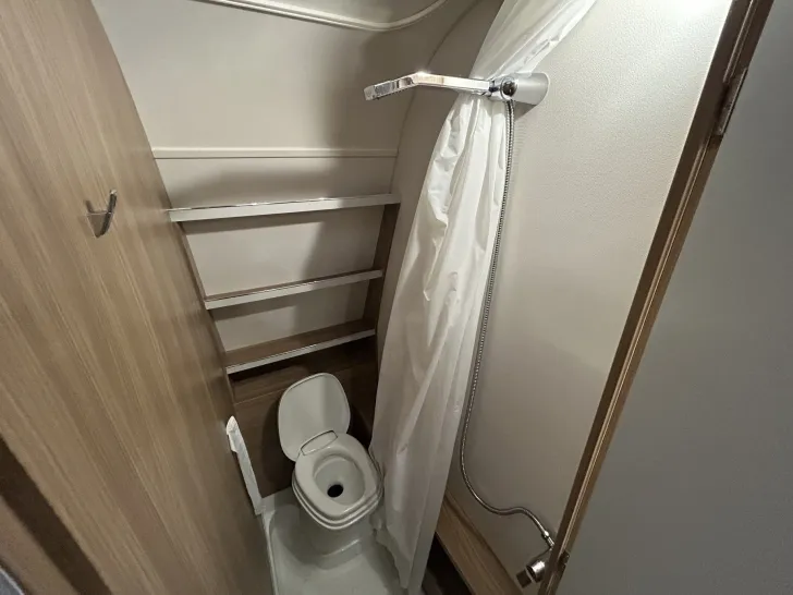 Fahrzeugbild Bürstner Premio 550 TK Limited #6