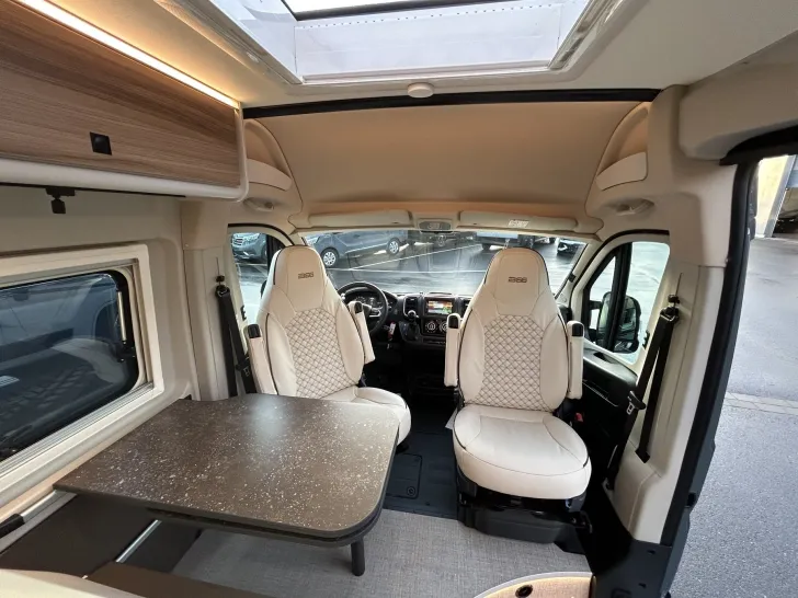 Fahrzeugbild Bürstner Campeo C600 B66 #28