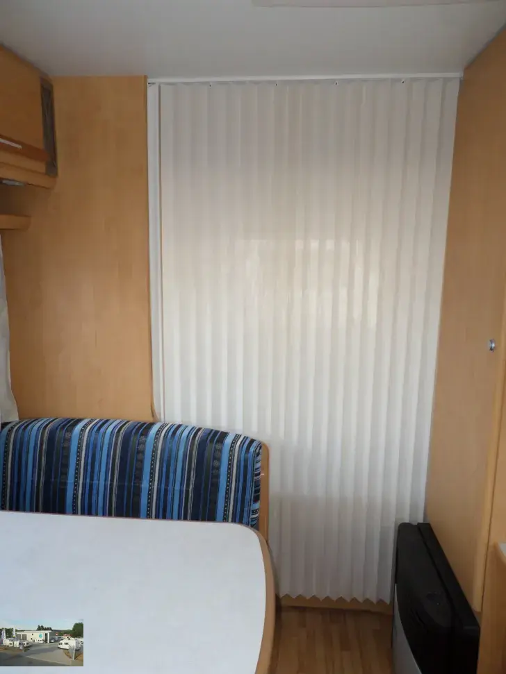 Fahrzeugbild Sterckeman Starlett 420CP Nr. 79 - Doppelbett, SG #14