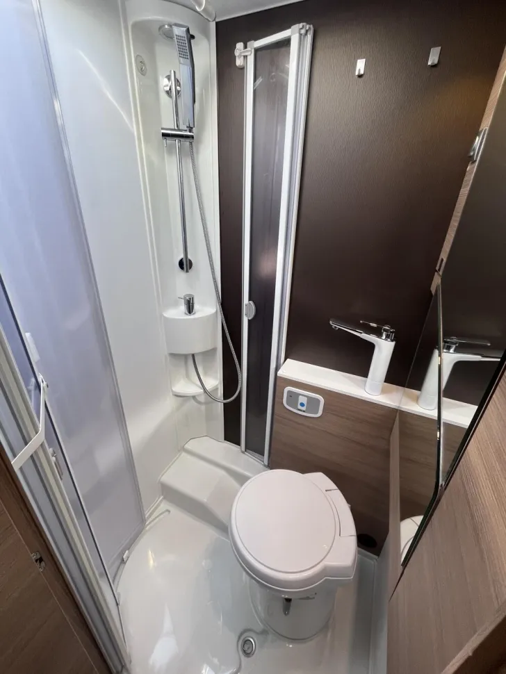 Fahrzeugbild Adria Compact Axess SL #7