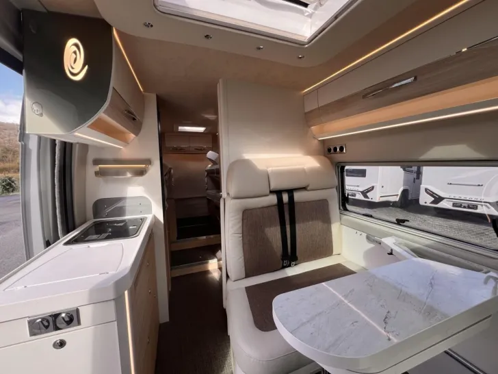 Fahrzeugbild Eura Mobil Van 635 EB #9