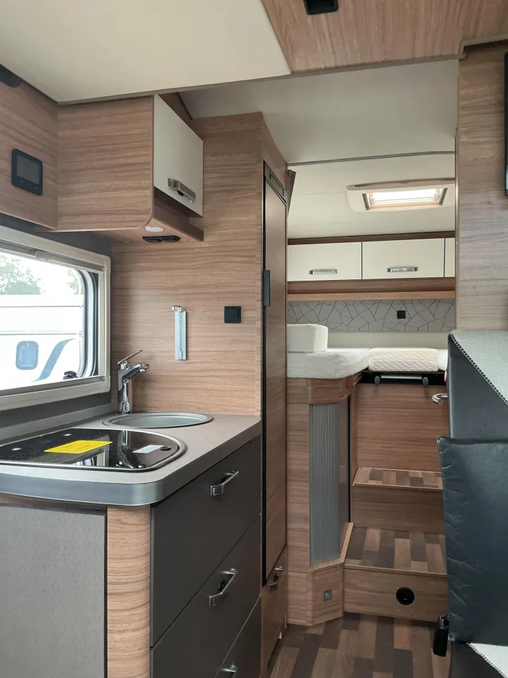 Fahrzeugbild Weinsberg CaraCompact MB EDITION PEPPER 640 MEG Aktionspreis #7