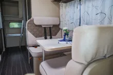 Fahrzeugbild Rimor Seal 9 #4