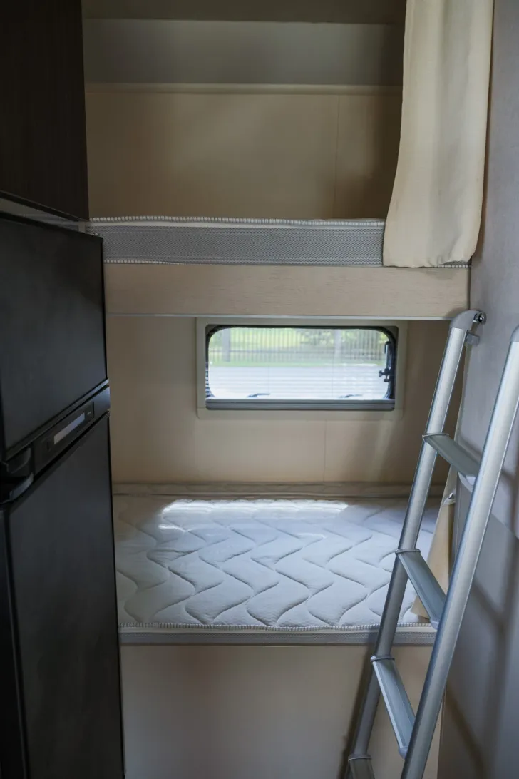 Fahrzeugbild Rimor Seal 9 #9