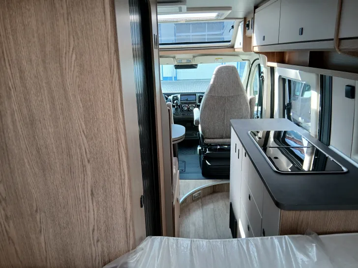 Fahrzeugbild Hobby ONTOUR Van 600 FT - Automatik - Markise #12