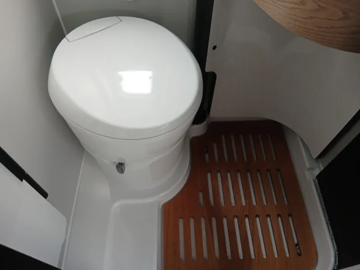 Fahrzeugbild Hobby ONTOUR Van 600 FT - Automatik - Markise #19