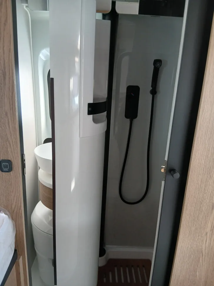 Fahrzeugbild Hobby ONTOUR Van 600 FT - Automatik - Markise #22