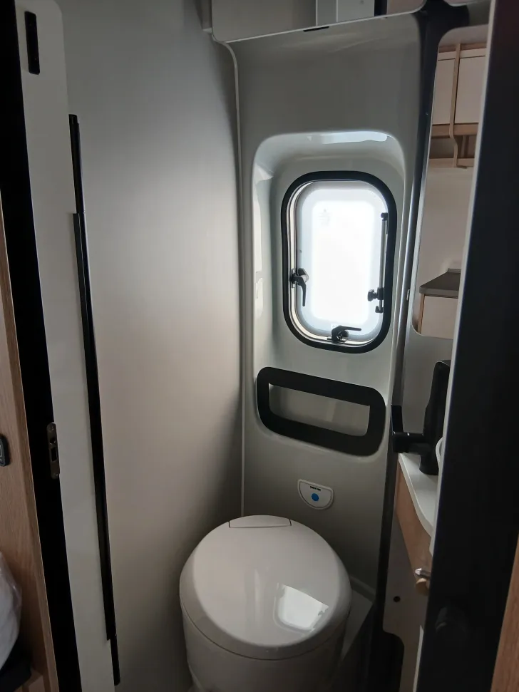 Fahrzeugbild Hobby ONTOUR Van 600 FT - Automatik - Markise #20