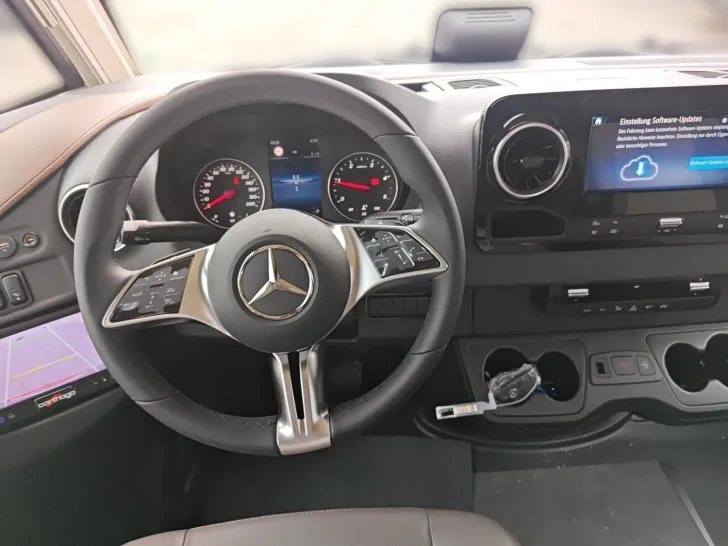 Fahrzeugbild Carthago chic c-line I 4.9 LE Mercedes #8