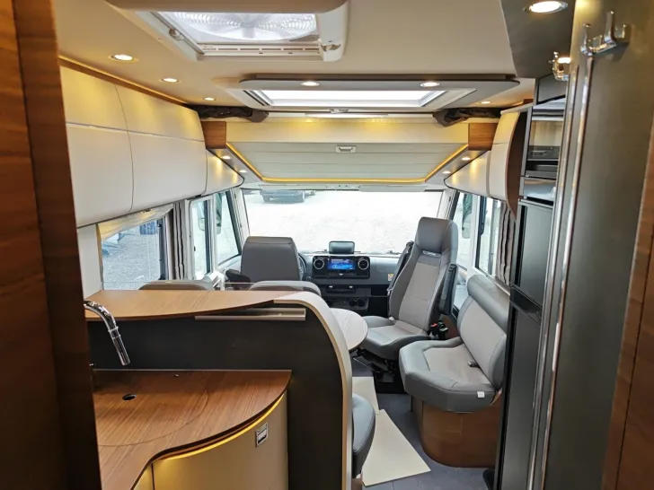 Fahrzeugbild Carthago chic c-line I 4.9 LE Mercedes #20