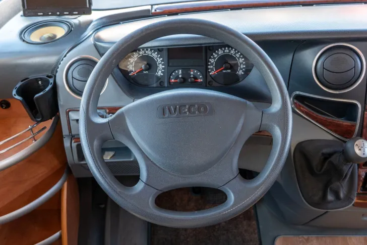 Fahrzeugbild Carthago Chic I 47 S-Plus *Automatik*Hubstützen*Luftfeder #9