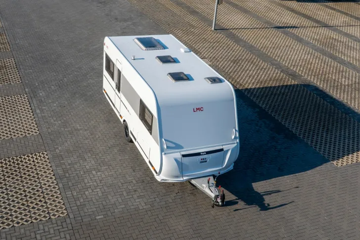 Fahrzeugbild LMC Style 440D *Mj.26*fr.Längsbett*ALKO*100 km/h #5
