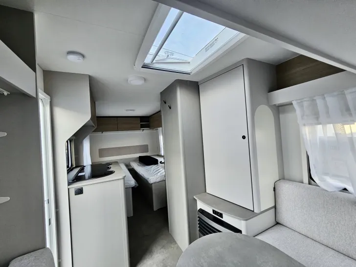 Fahrzeugbild LMC Sassino 460 E #11