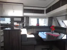 Fahrzeugbild Hobby Prestige 560 FC ALDE-Heizung, Backofen, 2T-Achse #7