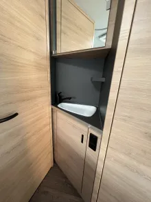 Fahrzeugbild Knaus L!VE TI 590 MF Verfügbar 11/26 #5