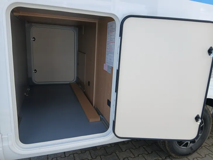 Fahrzeugbild Hobby ONTOUR C 680 GE - Markise - Einzelbetten #32