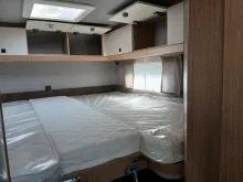 Fahrzeugbild Hobby ONTOUR C 680 GE - Markise - Einzelbetten #18
