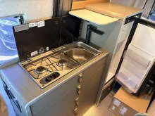 Fahrzeugbild Hymer Grand Canyon S CrossOver 600 Seilwinde, Stützen #10