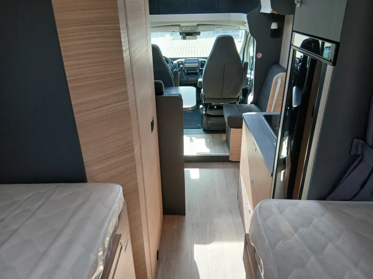 Fahrzeugbild Hobby MAXIA T 710 GE - Automatik - Einzelbetten #12