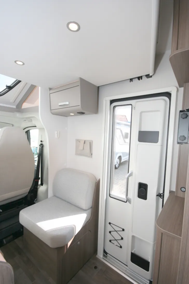 Fahrzeugbild Carado T 328 #7