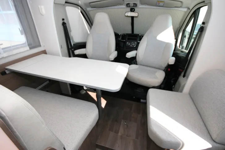 Fahrzeugbild Carado T 328 #10