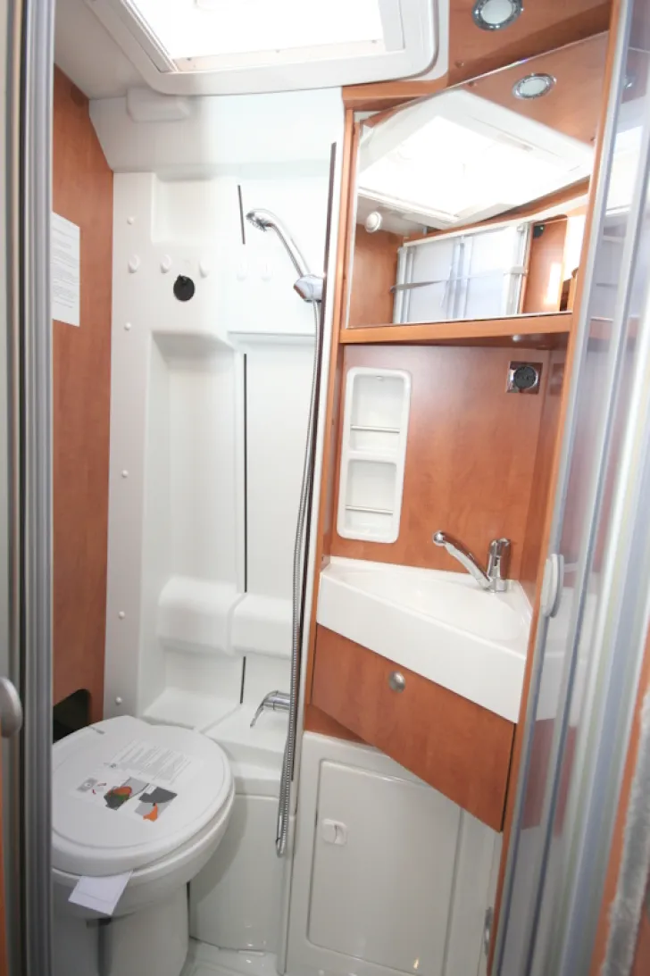 Fahrzeugbild Malibu Van Comfort 640 LE #18