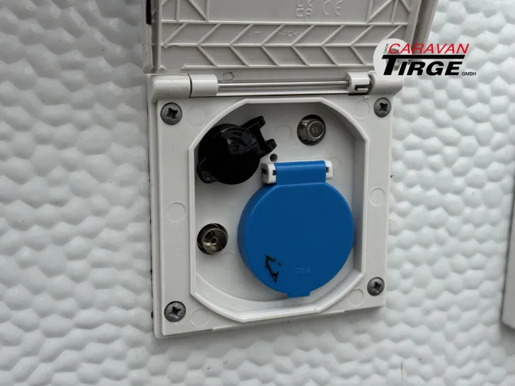 Fahrzeugbild Dethleffs Camper 560 FMK #8