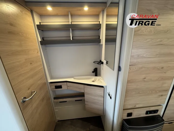 Fahrzeugbild Dethleffs Camper 560 FMK #18