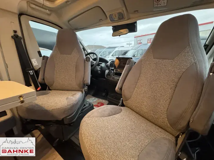 Fahrzeugbild Carado T 459 Pro+ NAVI / RFK / Autom. / Markise #14