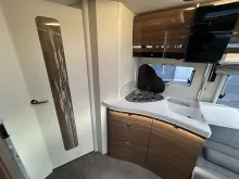 Fahrzeugbild Eura Mobil Contura 766 EF AT8G+Comfort+Backofen+Luminary+ #9