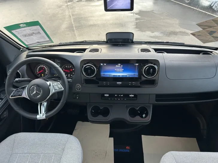 Fahrzeugbild Eura Mobil Contura 766 EF AT8G+Comfort+Backofen+Luminary+ #18