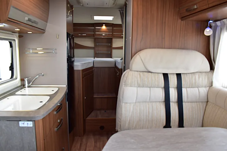 Fahrzeugbild Hymer Exsis-i 578 Alko, Klima, Solar, 6,75m #4