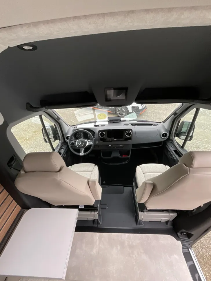 Fahrzeugbild Hymer Grand Canyon S 700 4x4, AHK, Premium #8